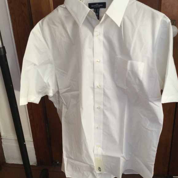 New in packaging…Lands End Wrinkle Free Broadcloth SS Shirt - Picture 2 of 15